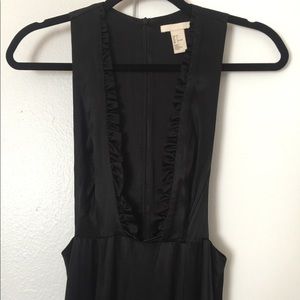 Sexy black long dress! 🎩💃